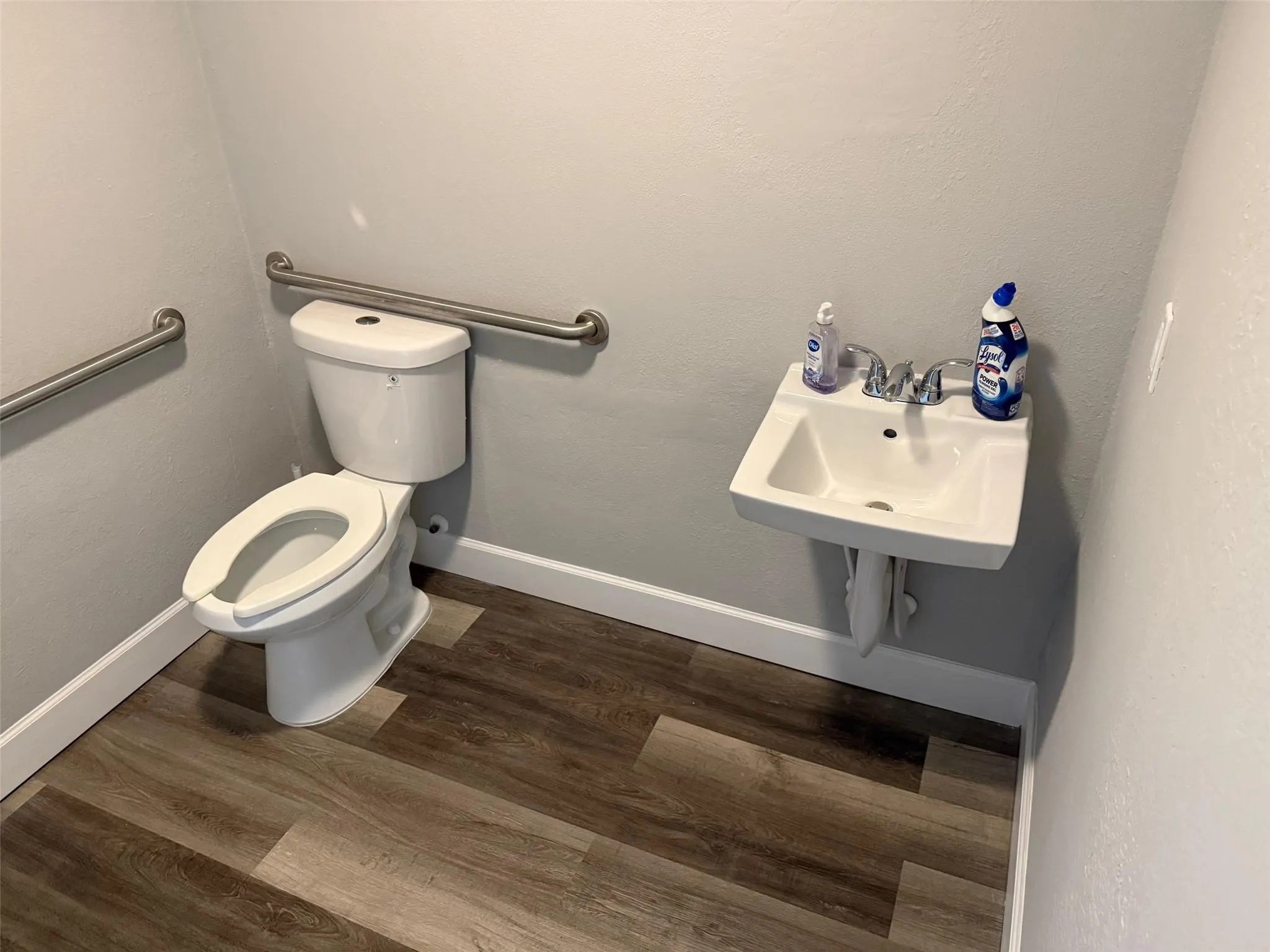3731 Oleander, #110-111