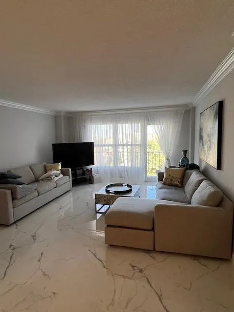 405 N Ocean Blvd, #825