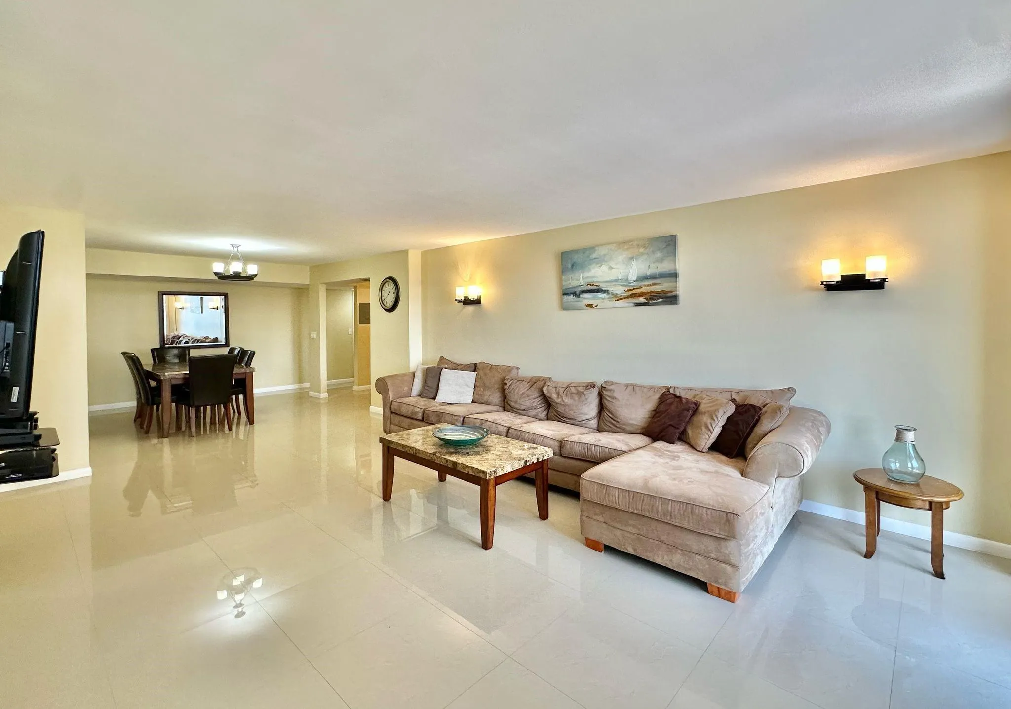 2401 S Ocean Drive, #707