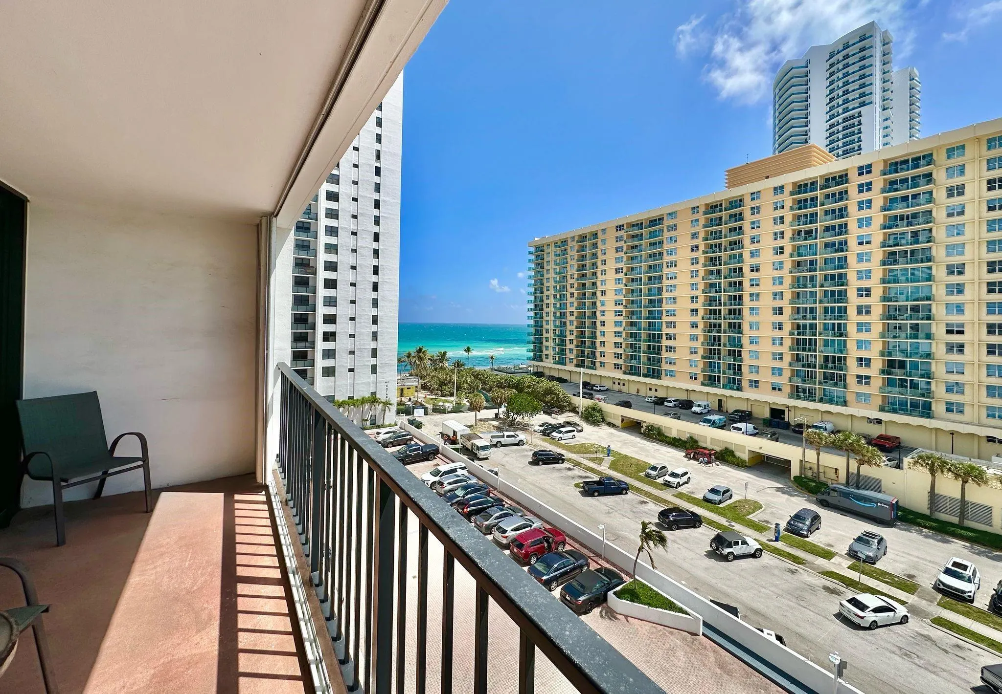 2401 S Ocean Drive, #707