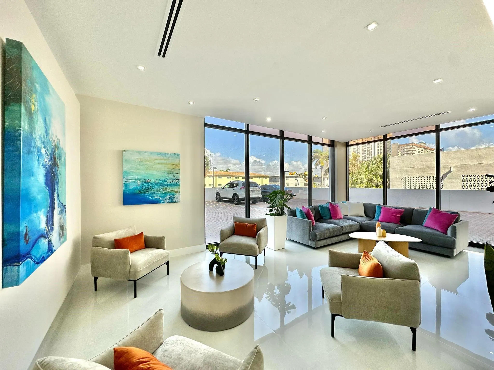 2401 S Ocean Drive, #707