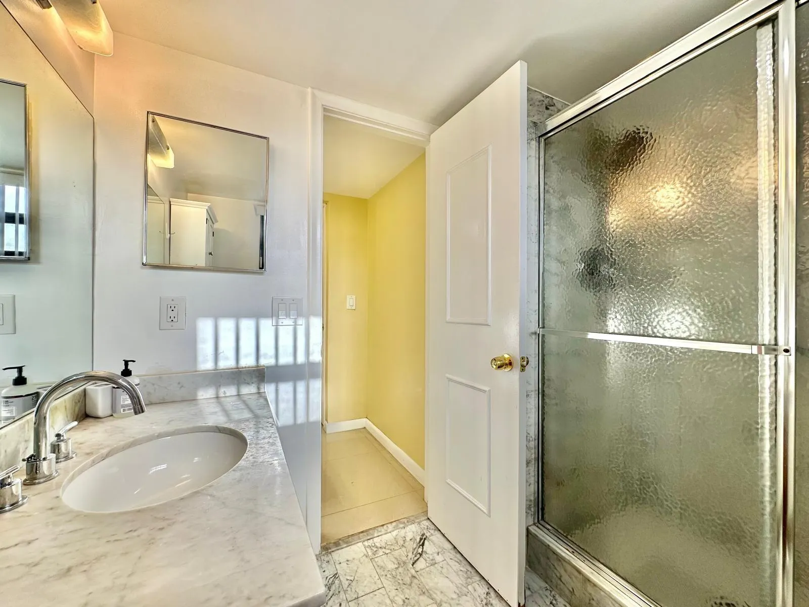 2401 S Ocean Drive, #707