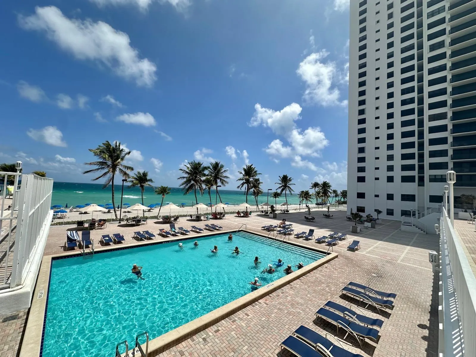 2401 S Ocean Drive, #707
