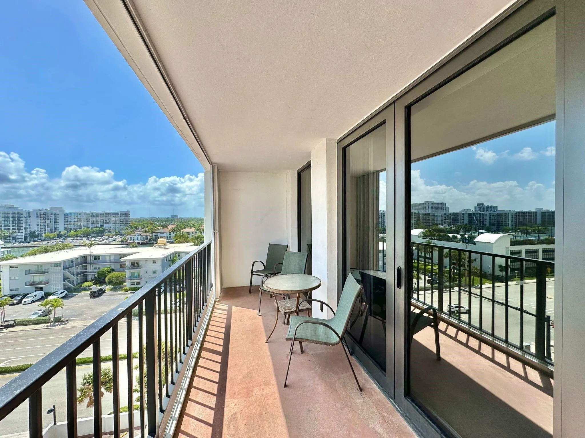 2401 S Ocean Drive, #707