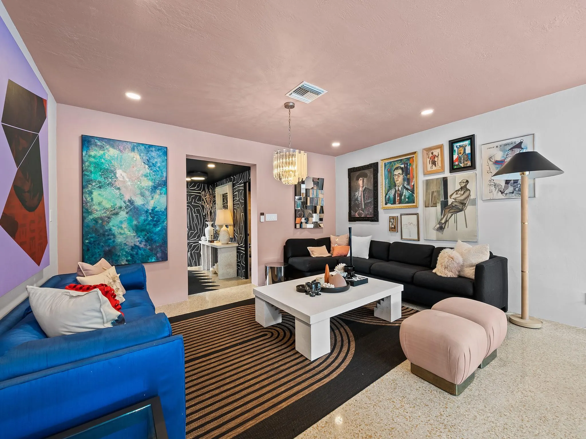 2424 NW 8th Ave