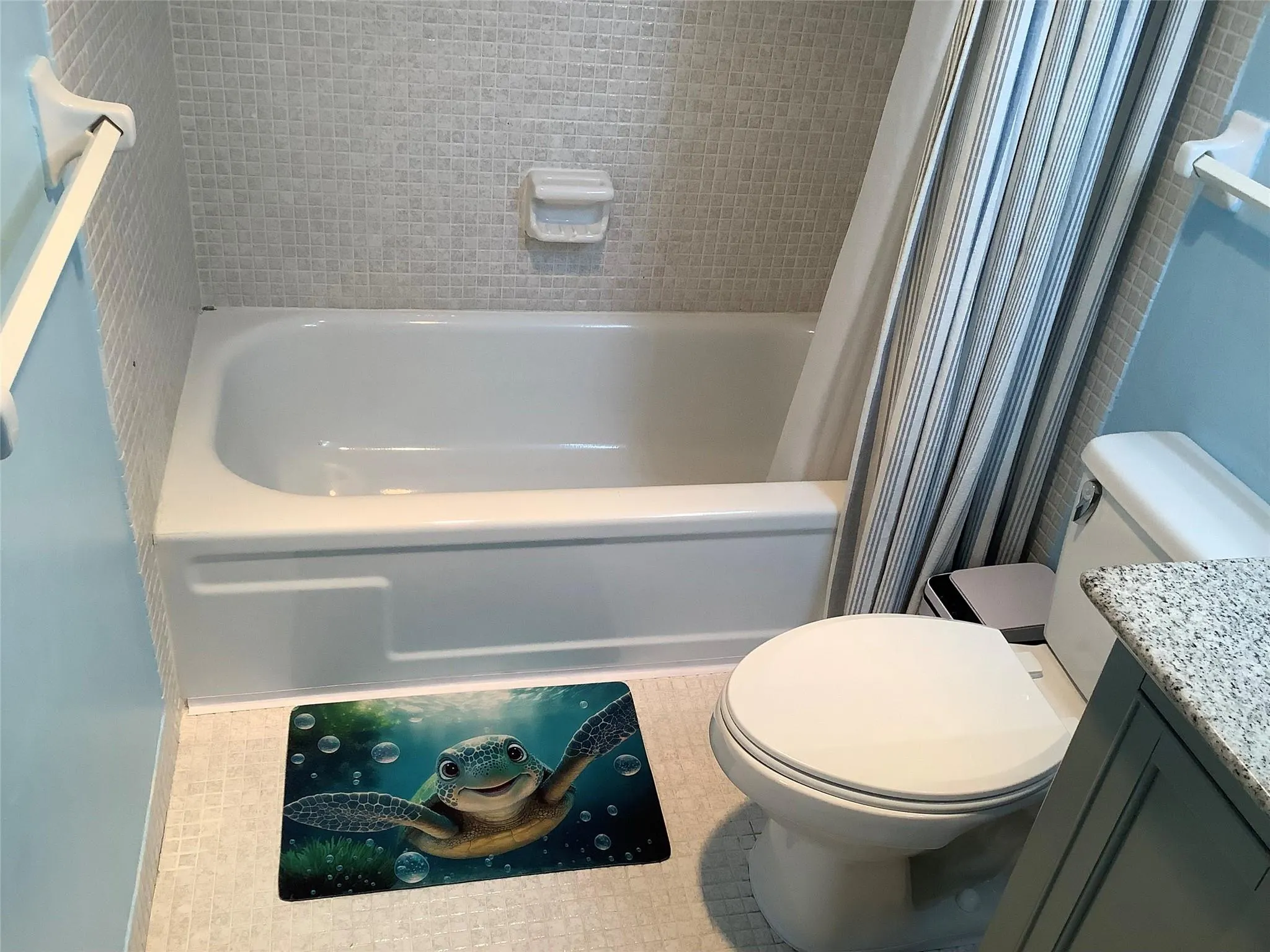 4174 Inverrary Dr, #203