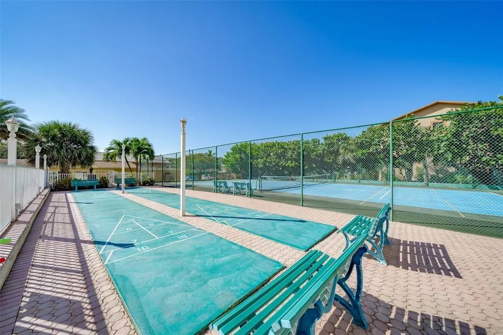 1009 N Ocean Blvd, #407