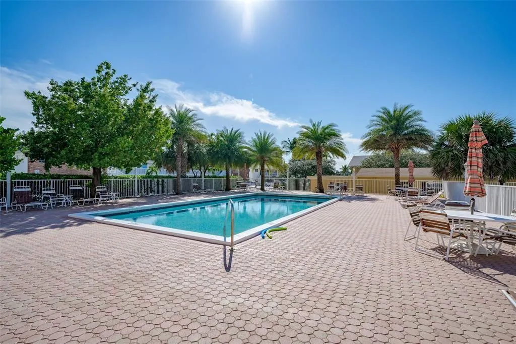 1009 N Ocean Blvd, #407