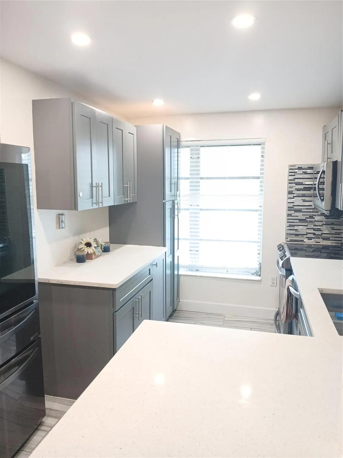 4170 Inverrary Dr, #412