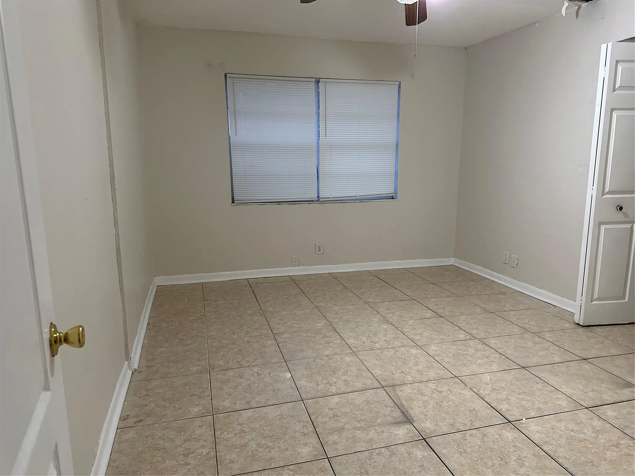 146 SW 12 AVE, #A