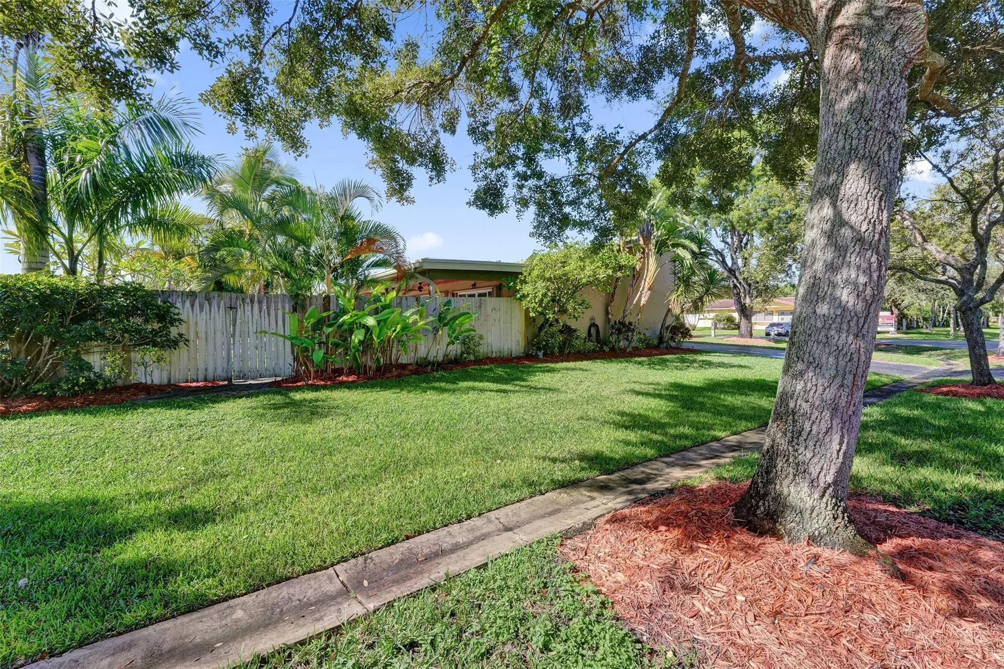 2739 NW 122nd Ave