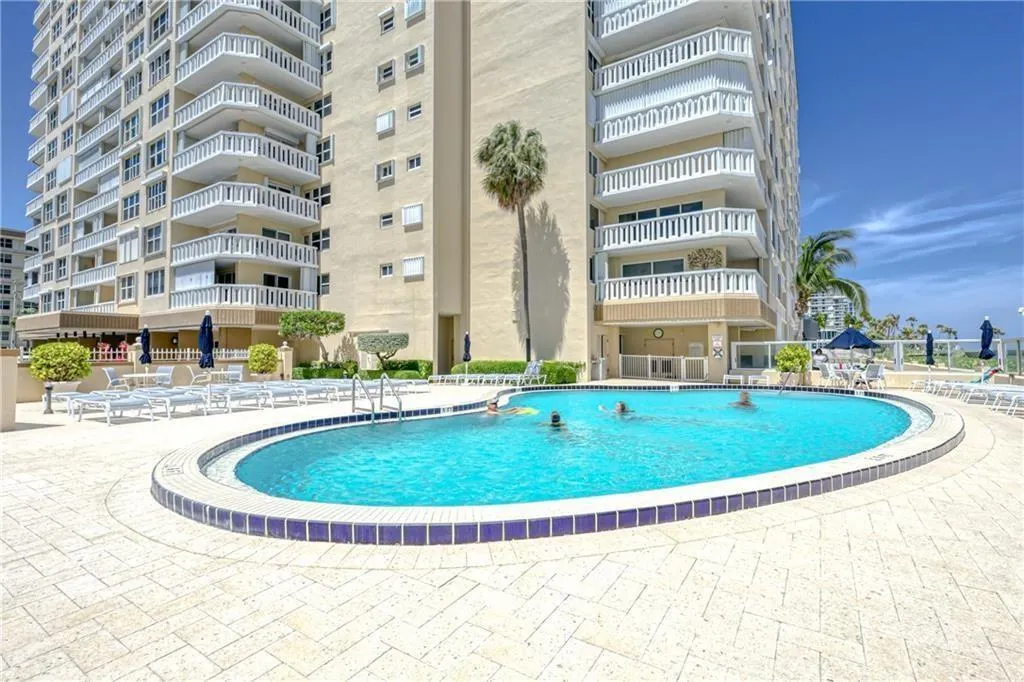 1012 N Ocean Blvd, #607