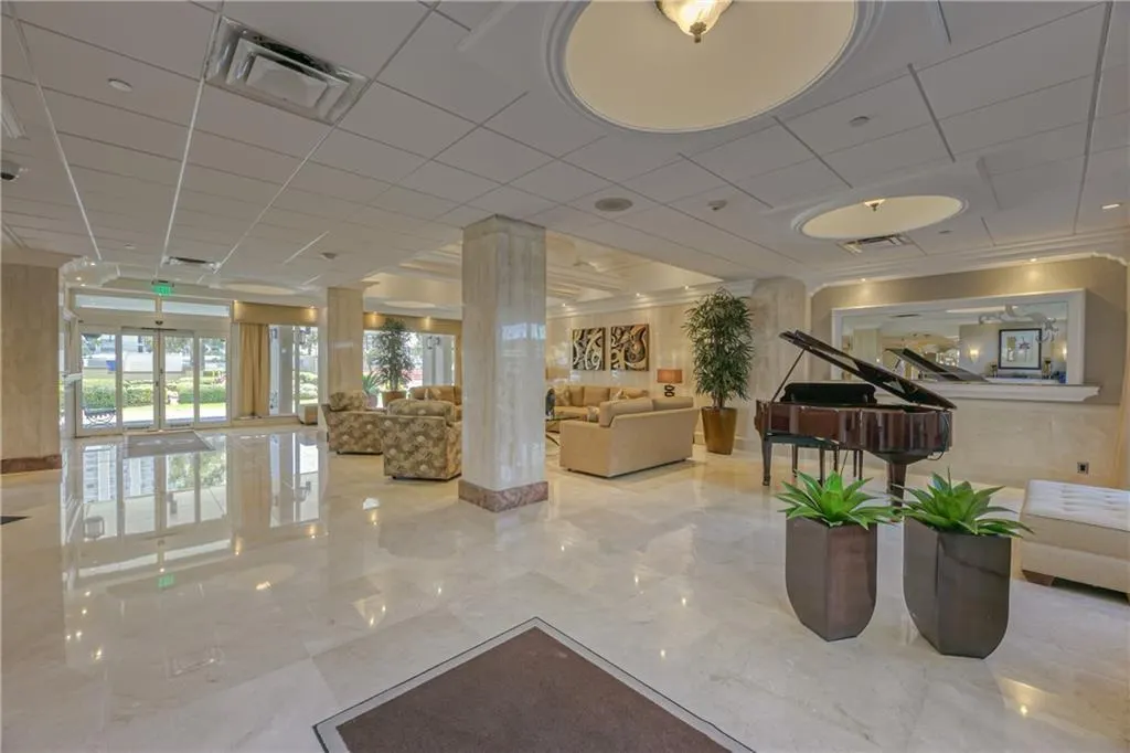 1012 N Ocean Blvd, #607