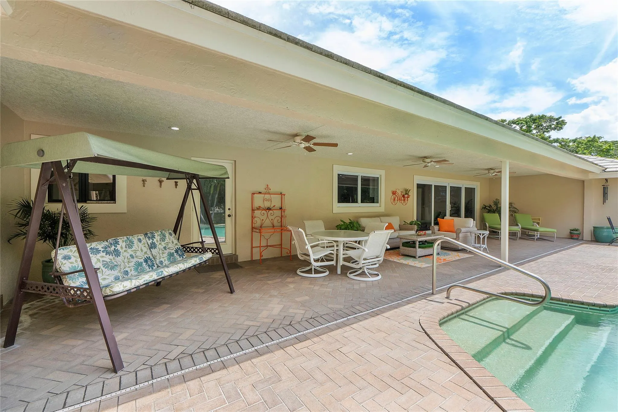 3663 NW 99th Ter