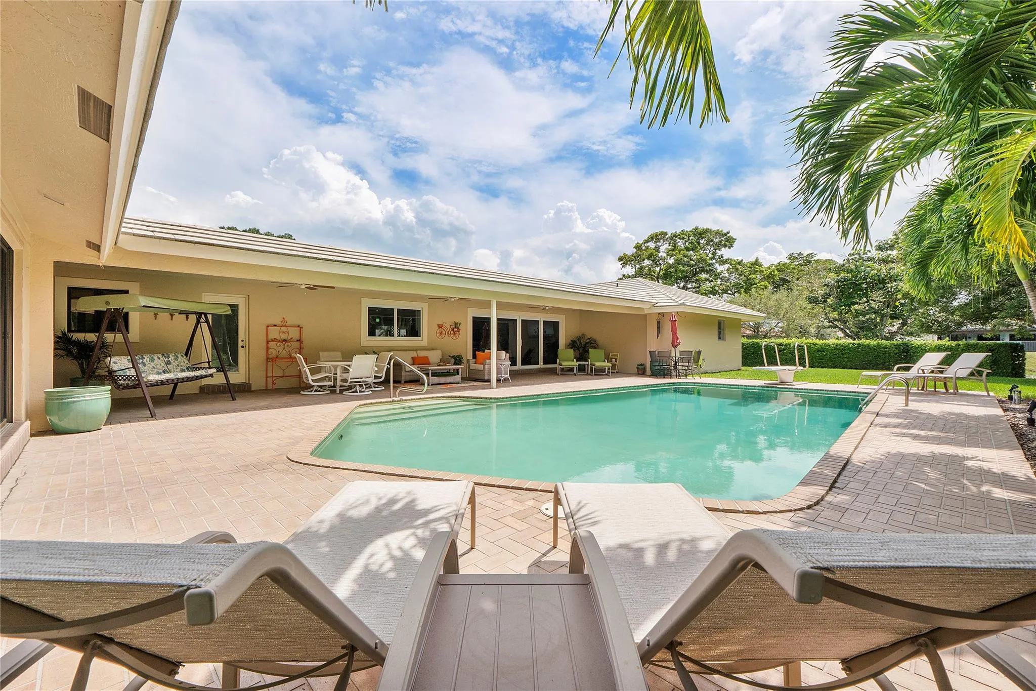 3663 NW 99th Ter