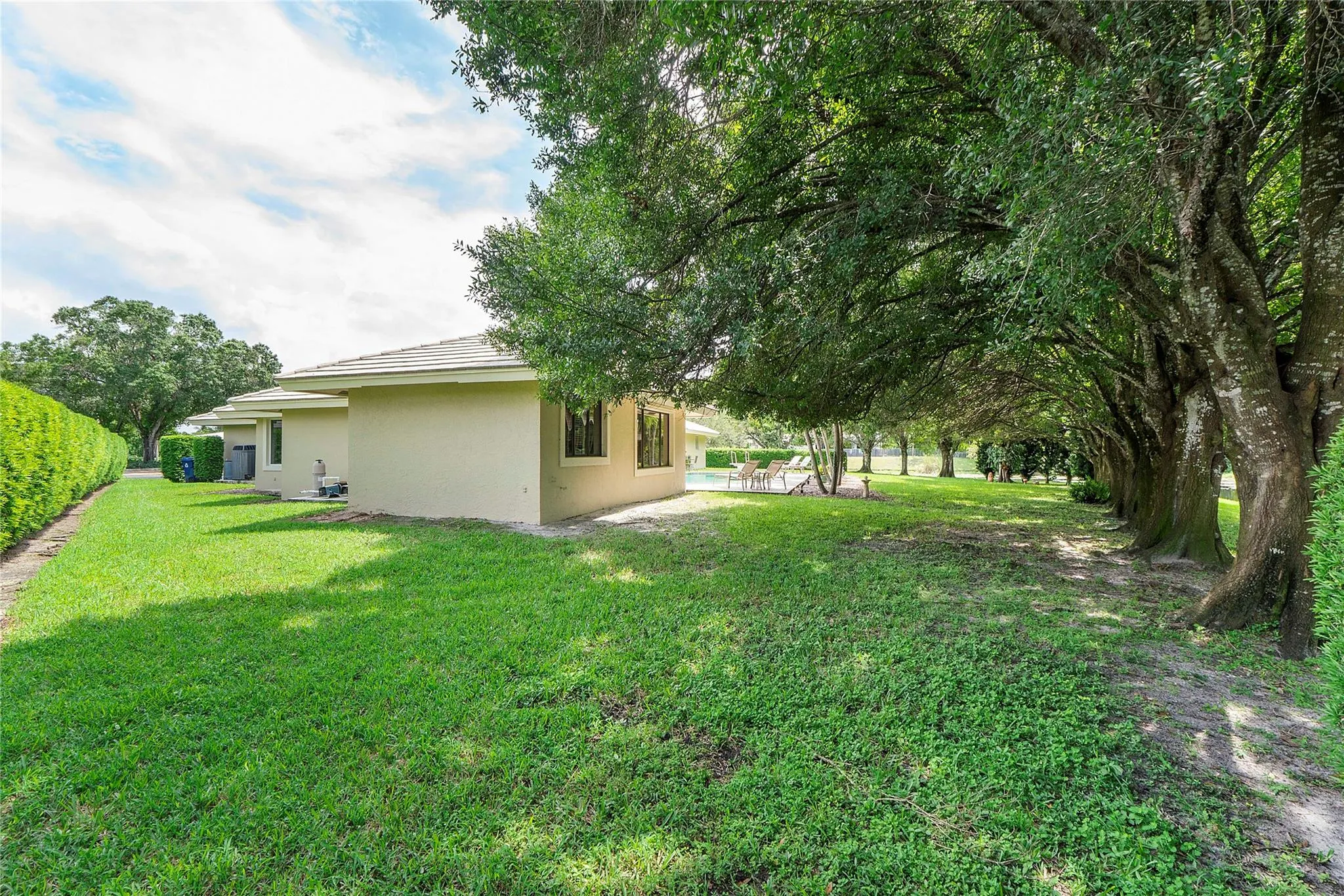 3663 NW 99th Ter