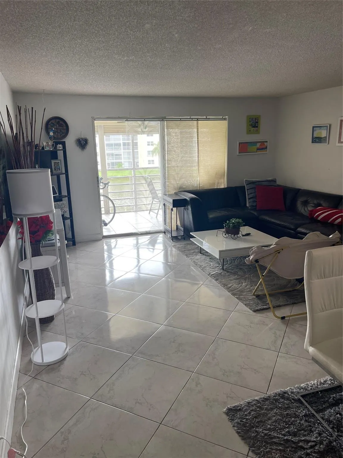 301 SE 3rd St, #303