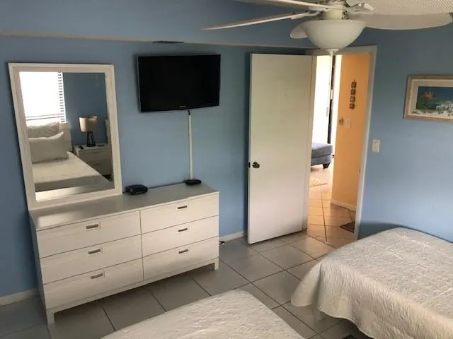 104350 Overseas Hwy, #B-403