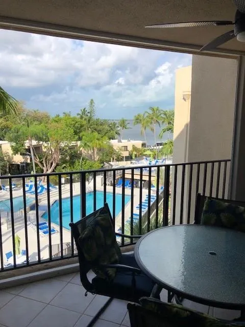 104350 Overseas Hwy, #B-403