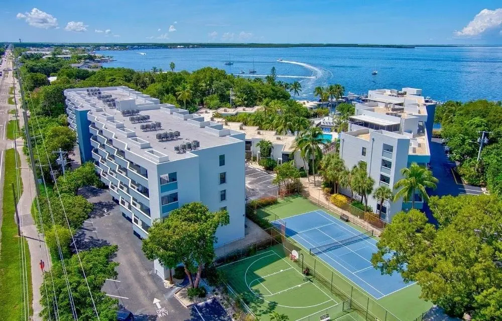 104350 Overseas Hwy, #B-403