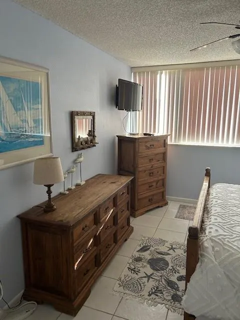 104350 Overseas Hwy, #B-403