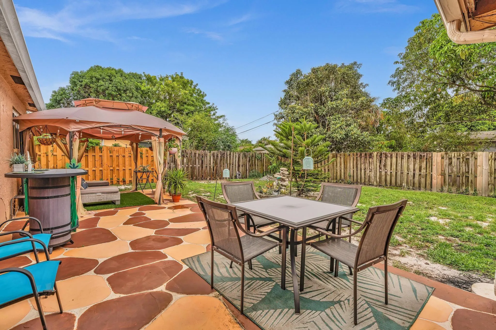 6280 NW 14th Pl