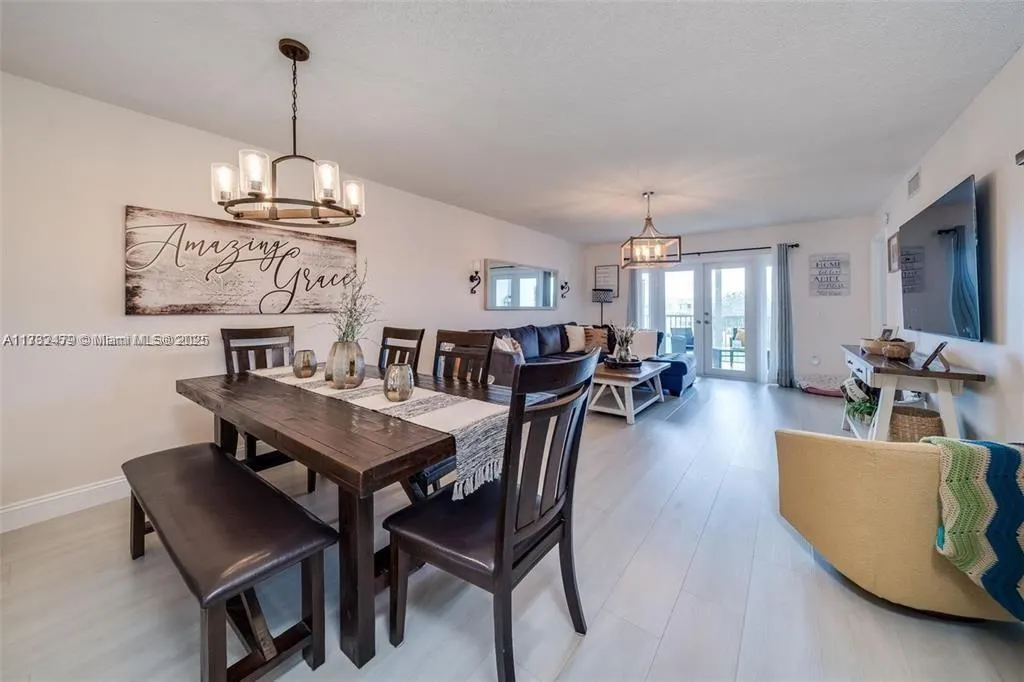 2560 NW 103rd Ave, #406