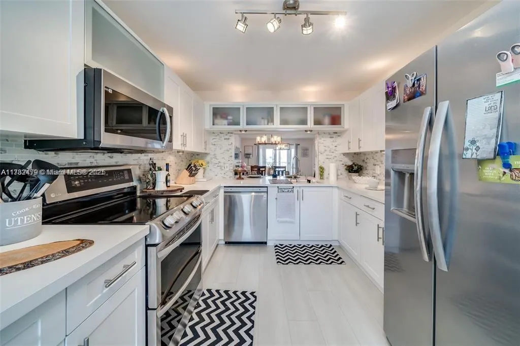 2560 NW 103rd Ave, #406