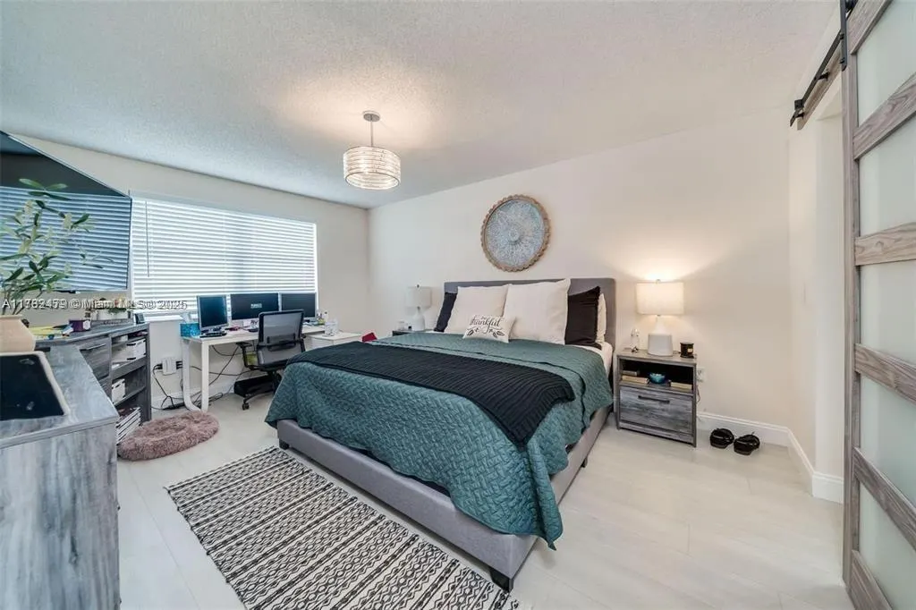 2560 NW 103rd Ave, #406