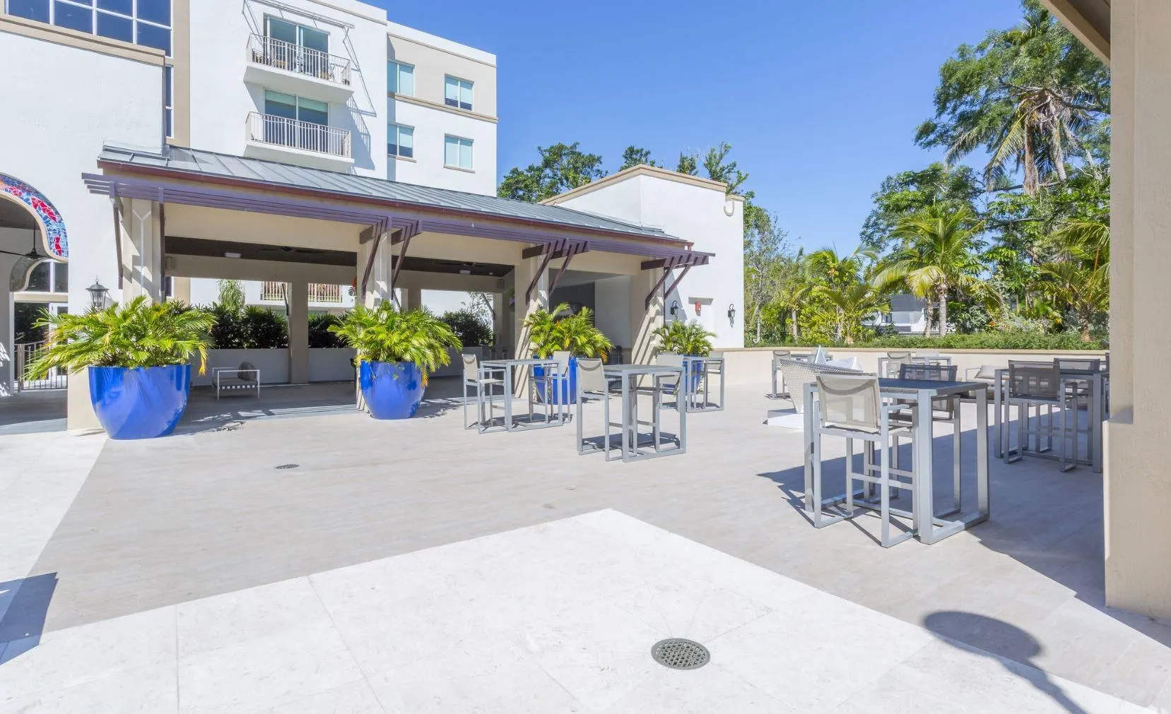 601 NE 39th St, #205