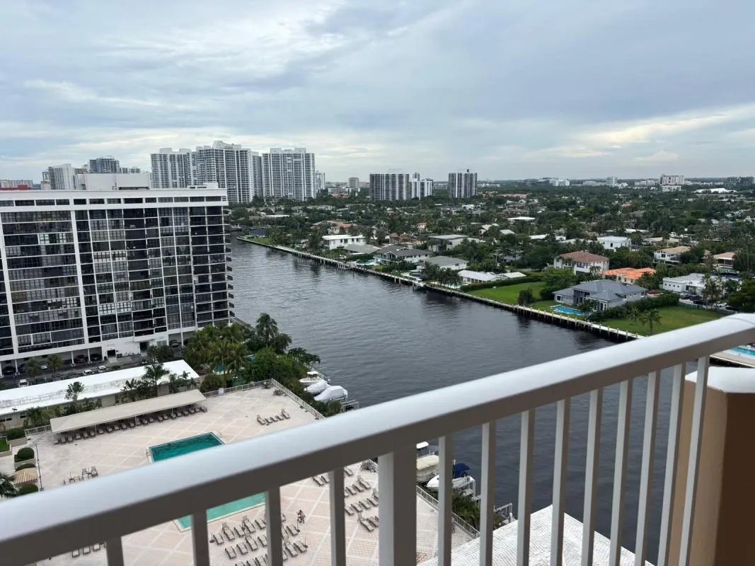 1965 S Ocean Dr, #16P