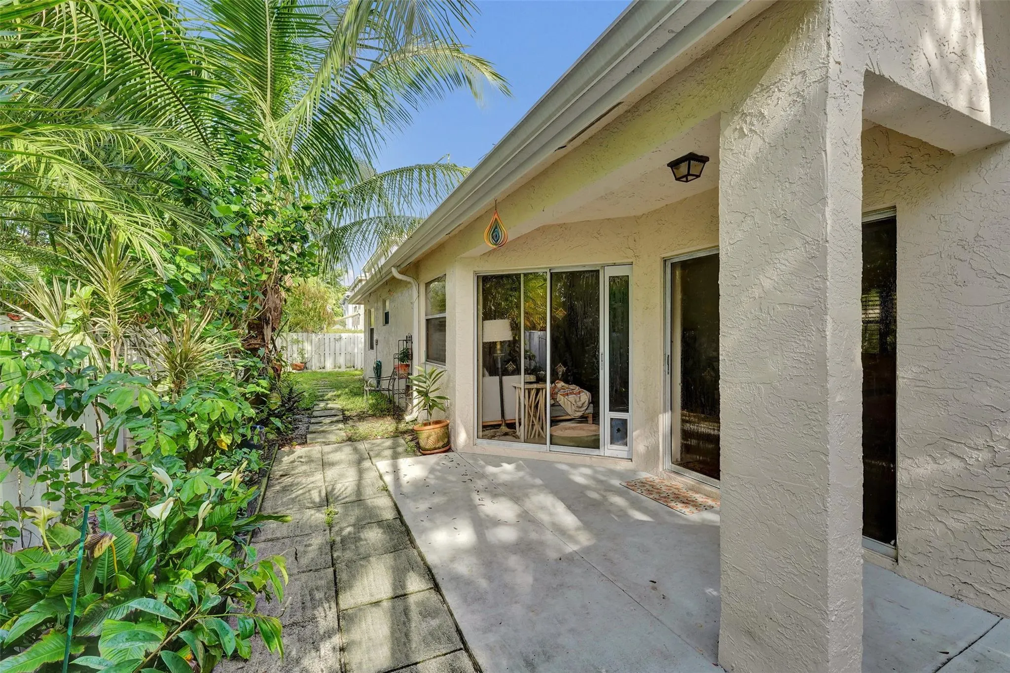 9836 NW 9th Ct