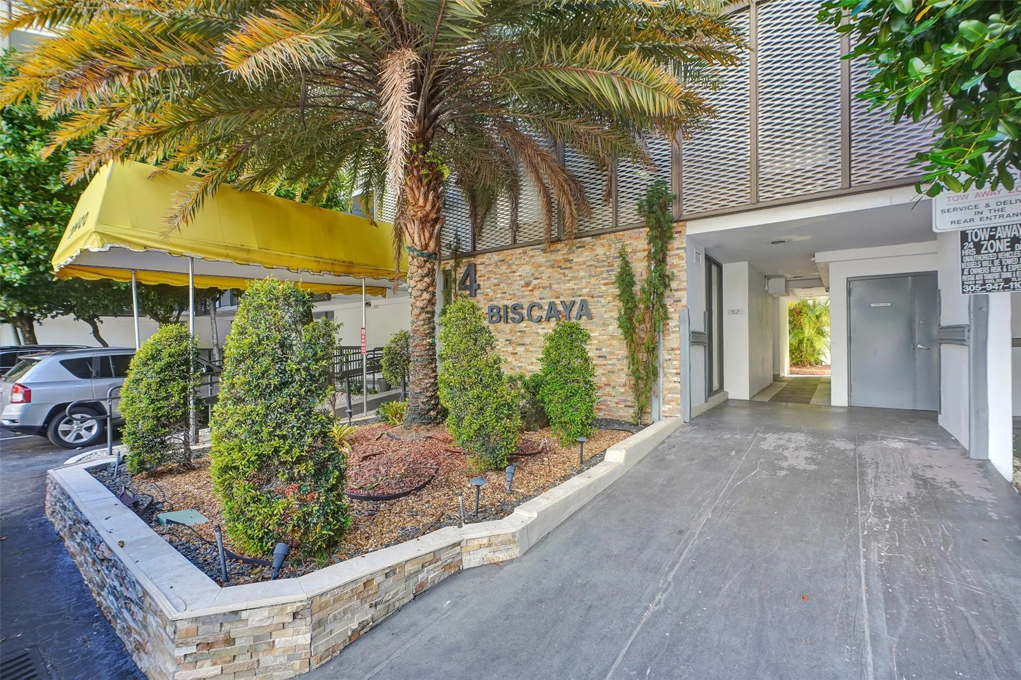 20400 W Country Club Dr, #118