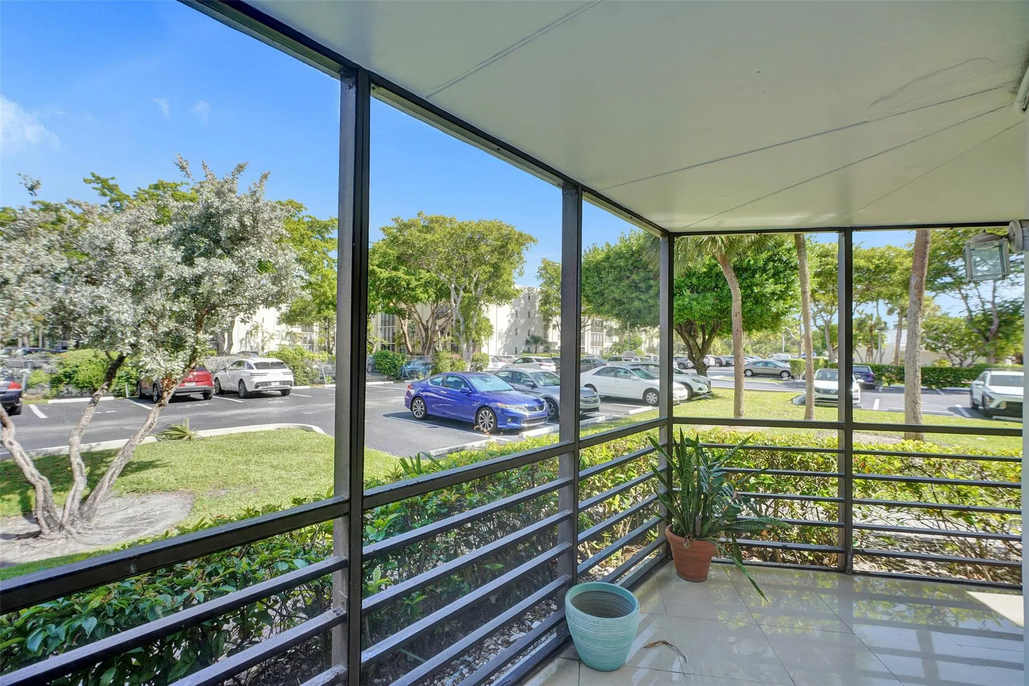 20400 W Country Club Dr, #118