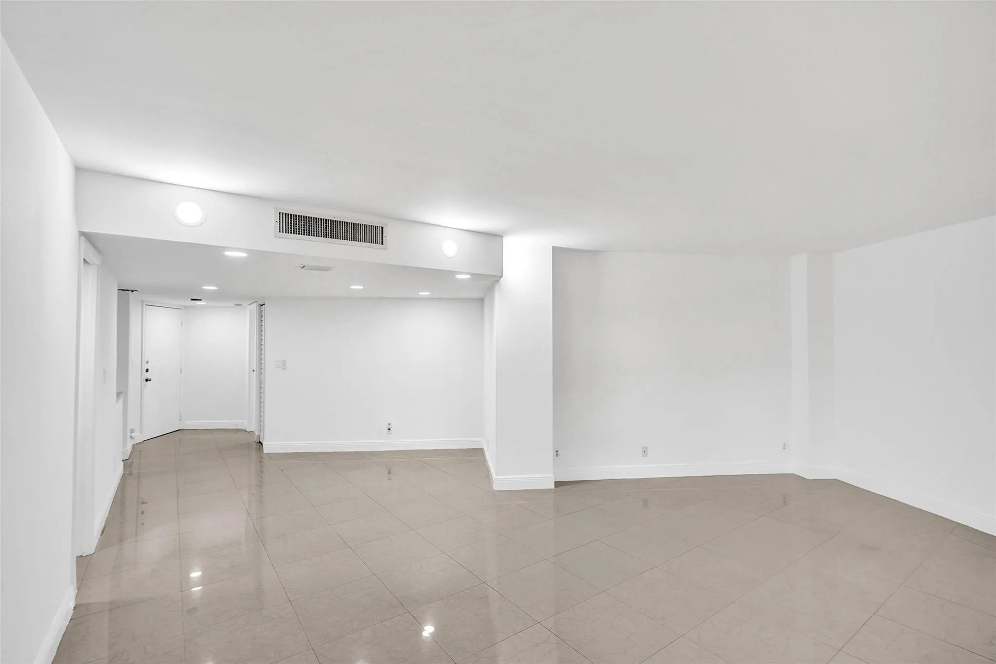 20400 W Country Club Dr, #118