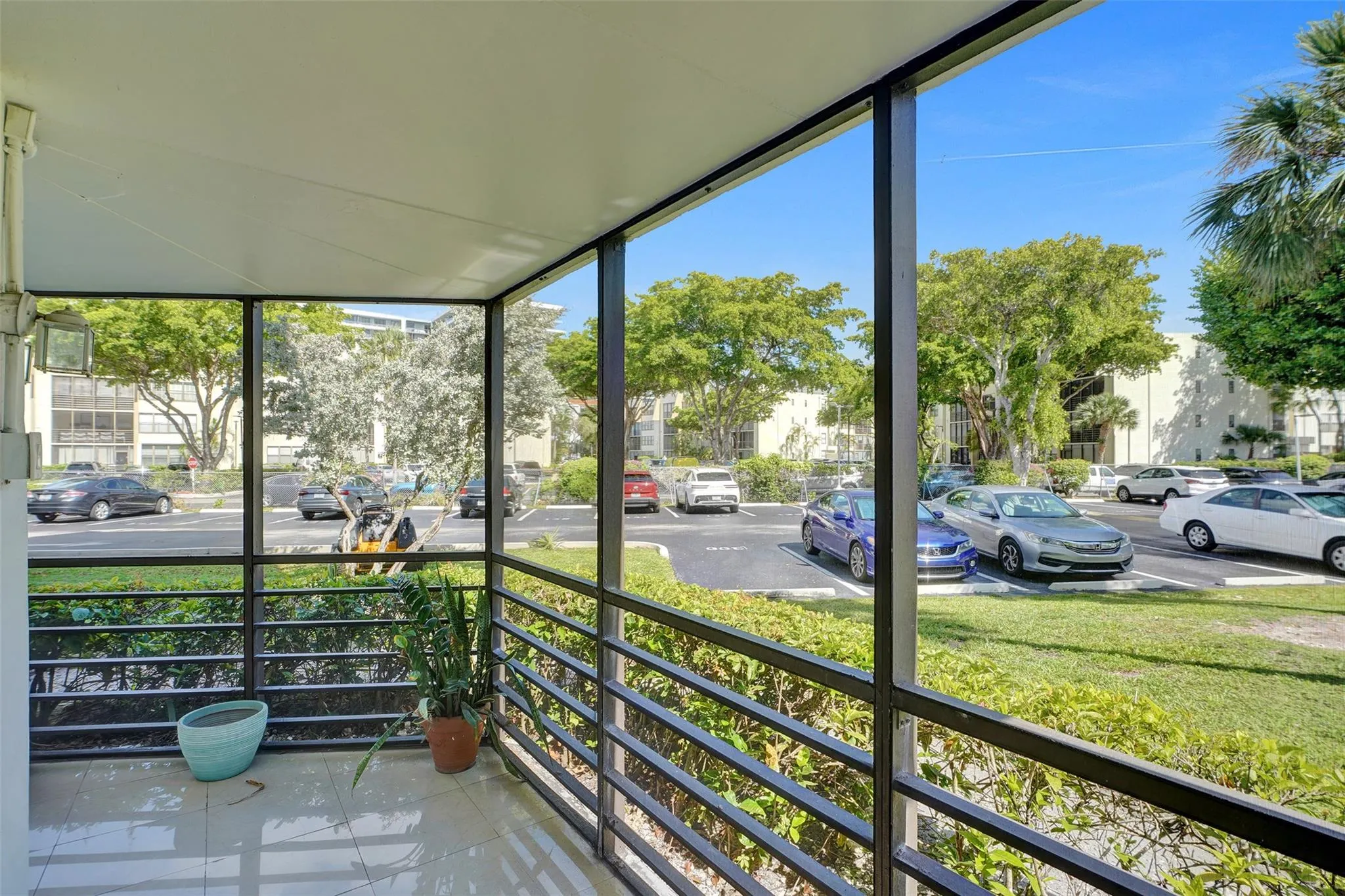 20400 W Country Club Dr, #118