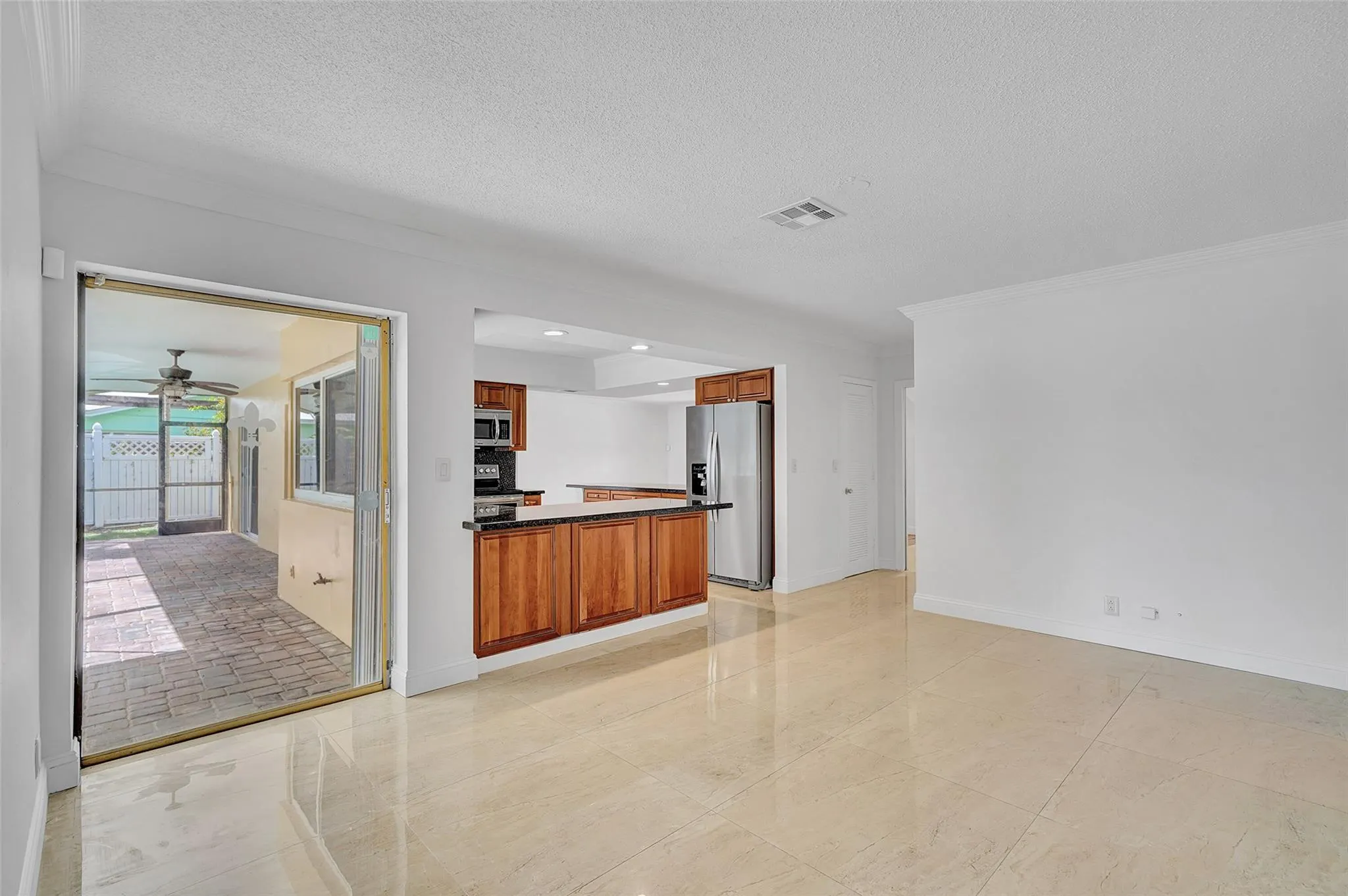 5550 NE 26th Ave