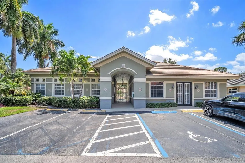 3529 dunes vista