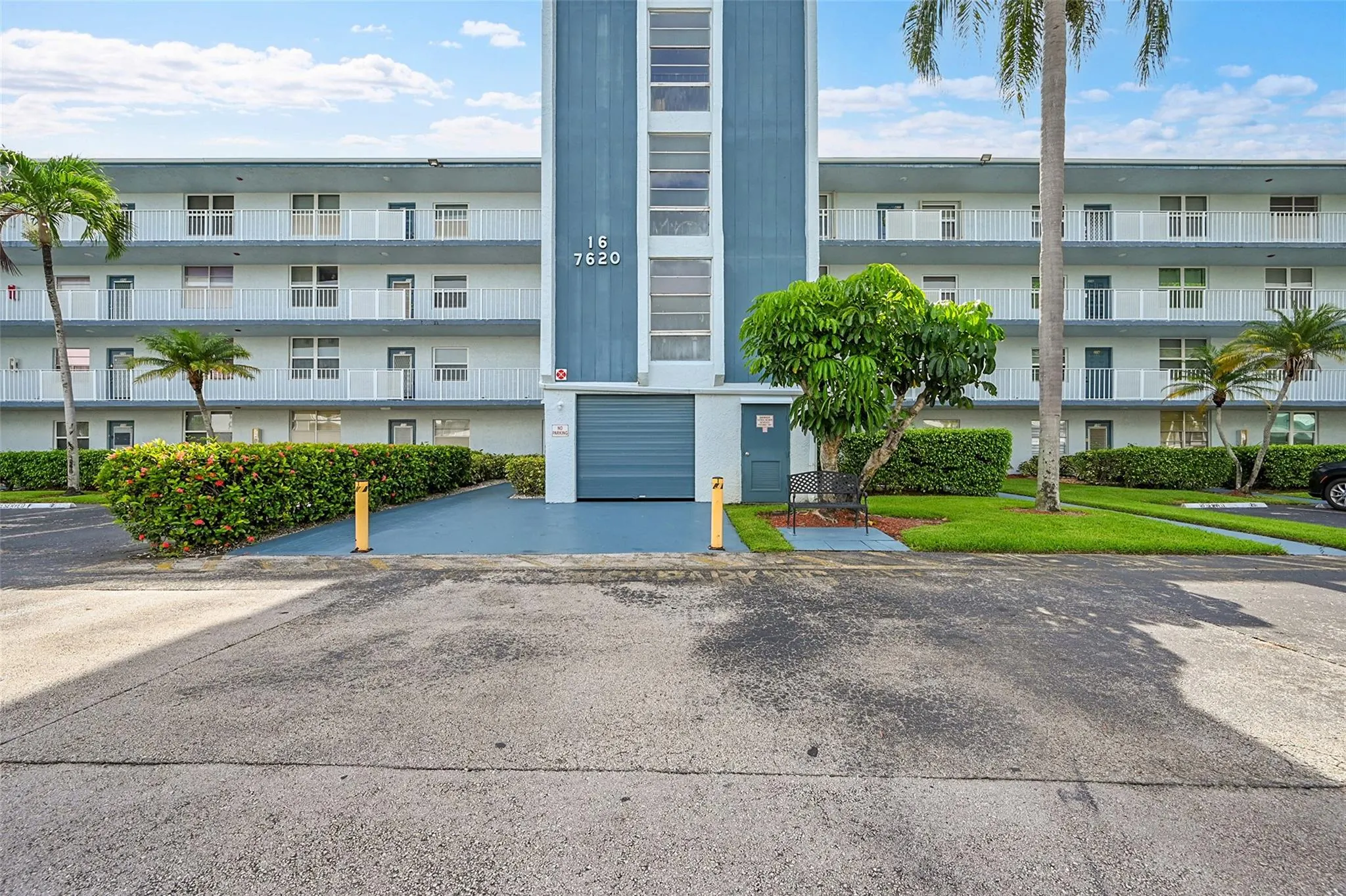 7620 NW 18th St, #403
