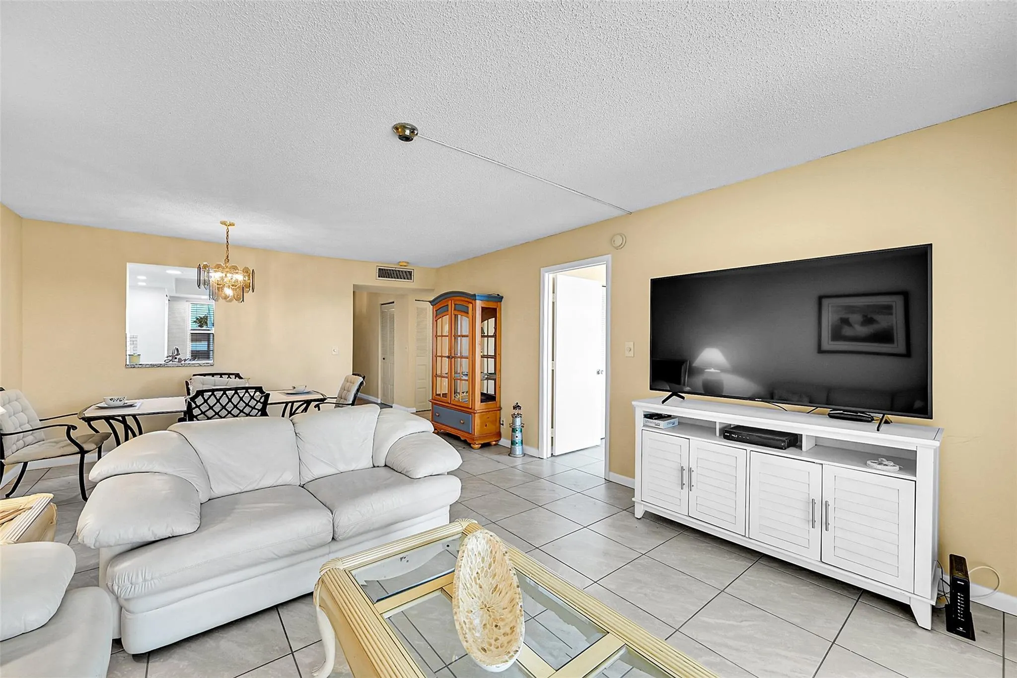 7620 NW 18th St, #403