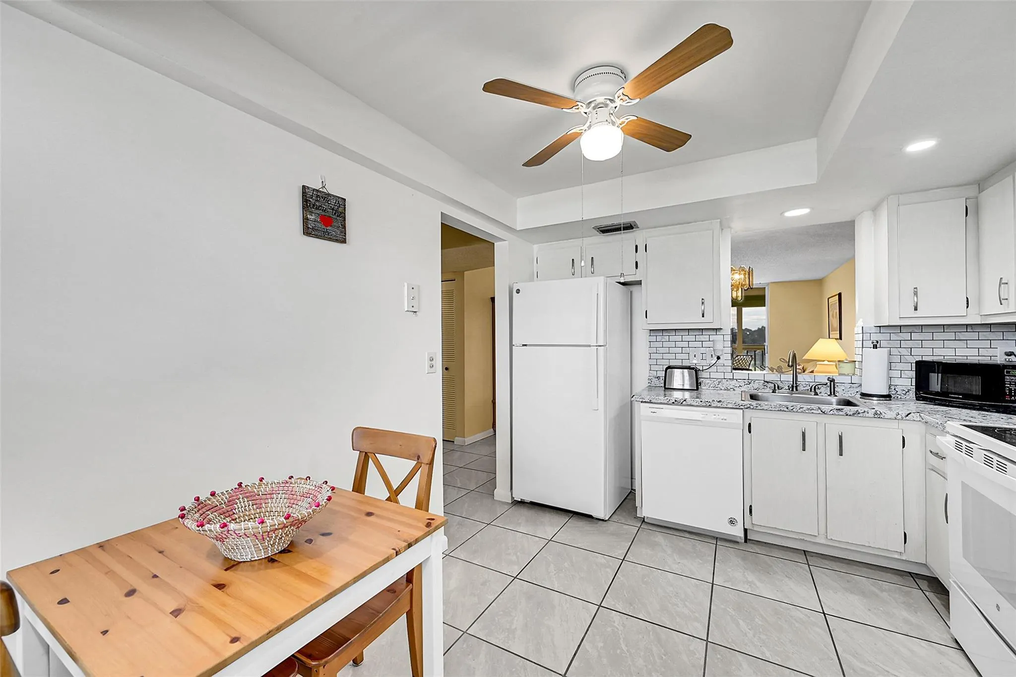 7620 NW 18th St, #403