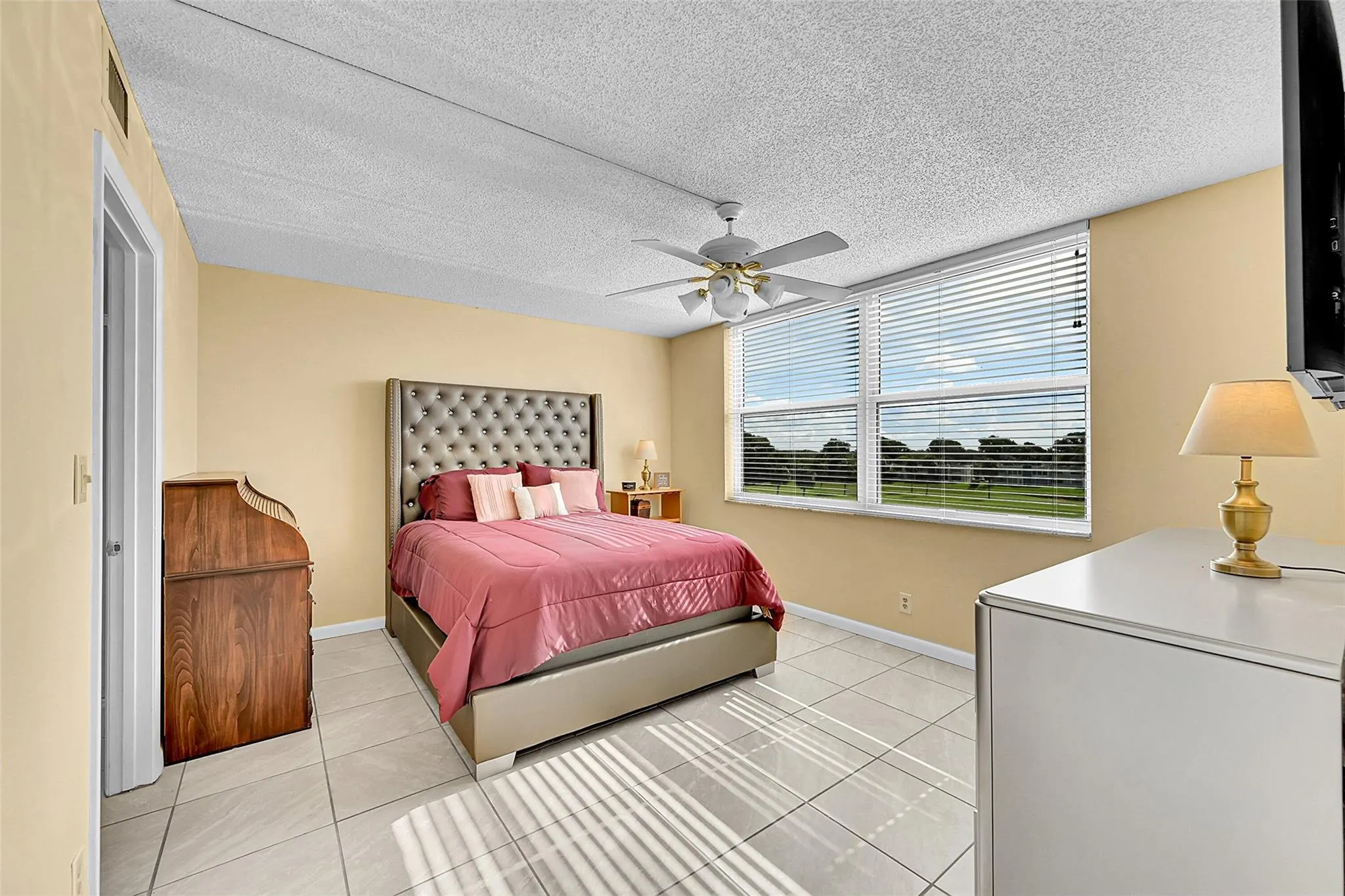 7620 NW 18th St, #403