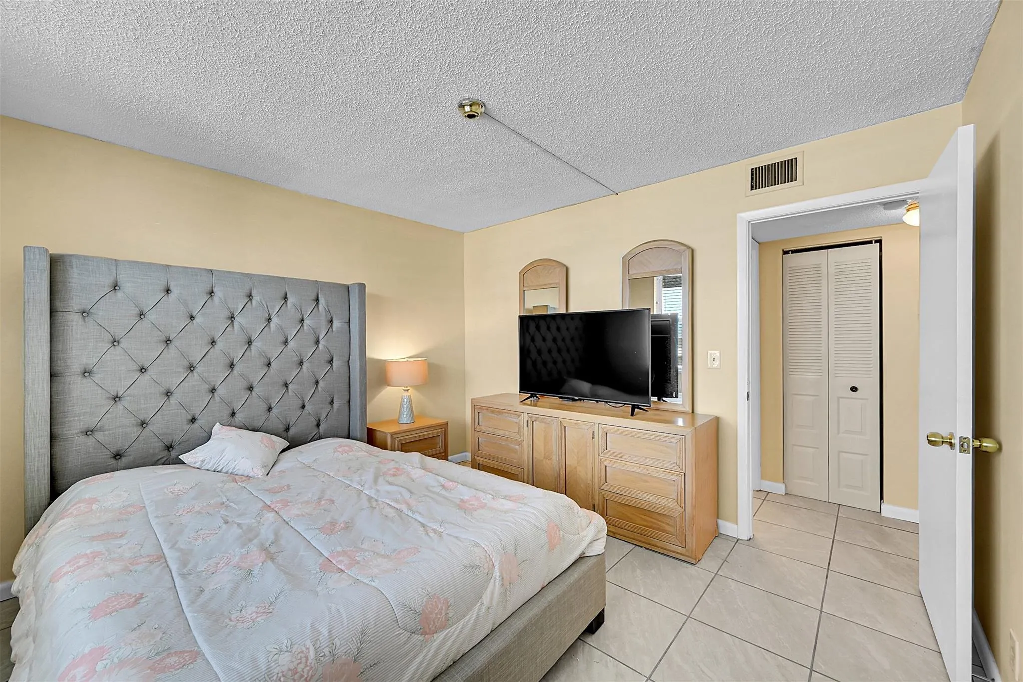7620 NW 18th St, #403