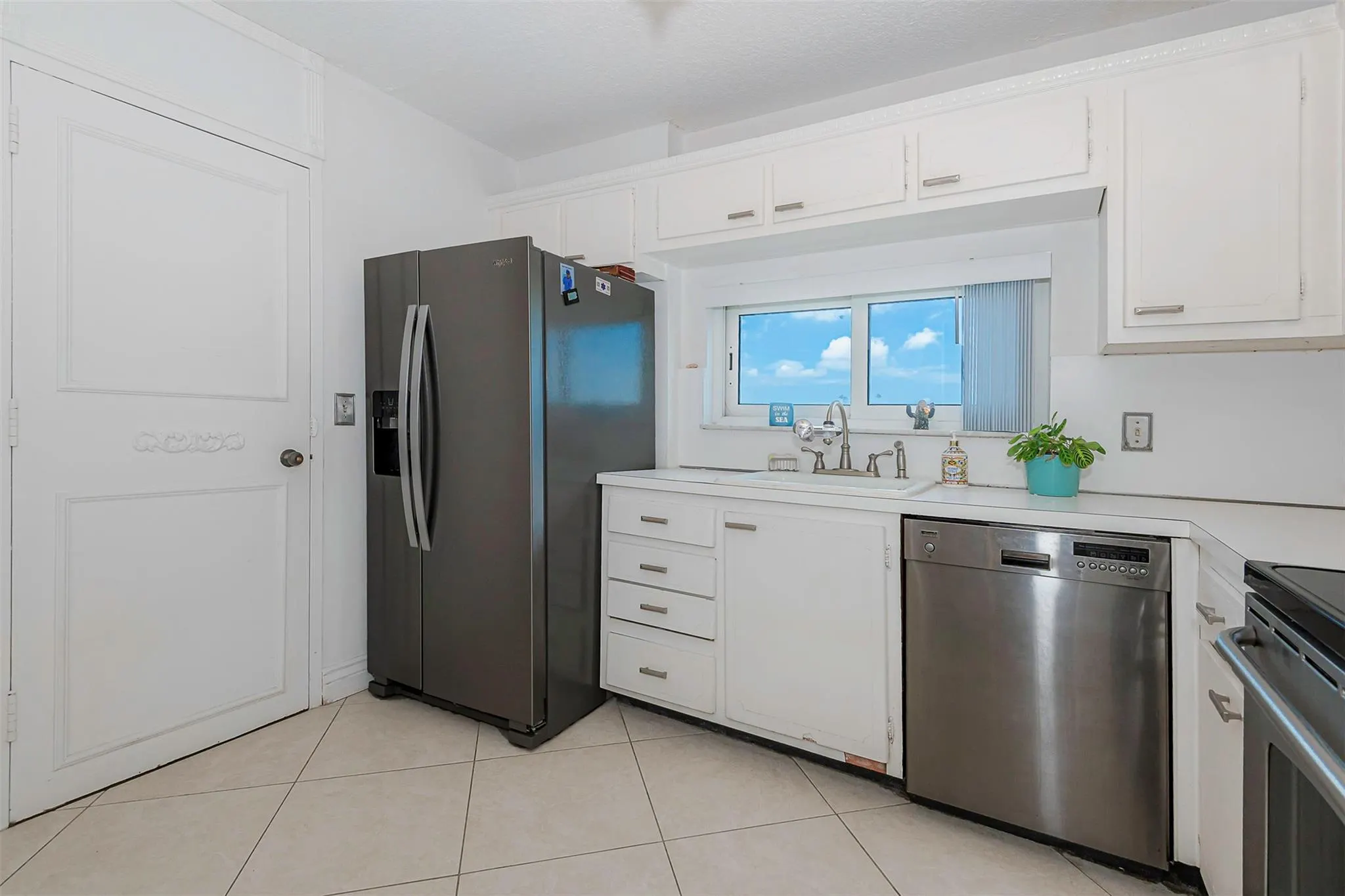 5100 Dupont Blvd, #6F