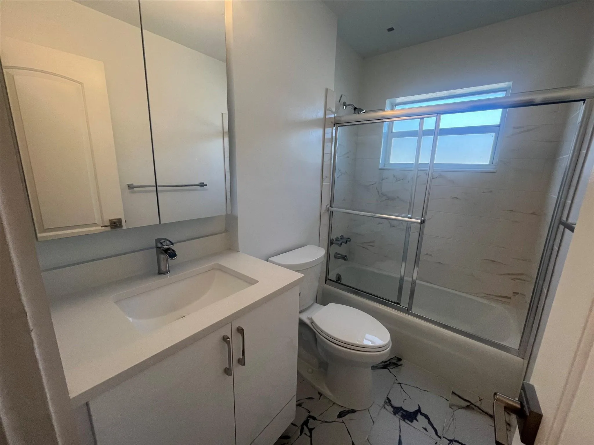 5630 NE 18th Ave, #102