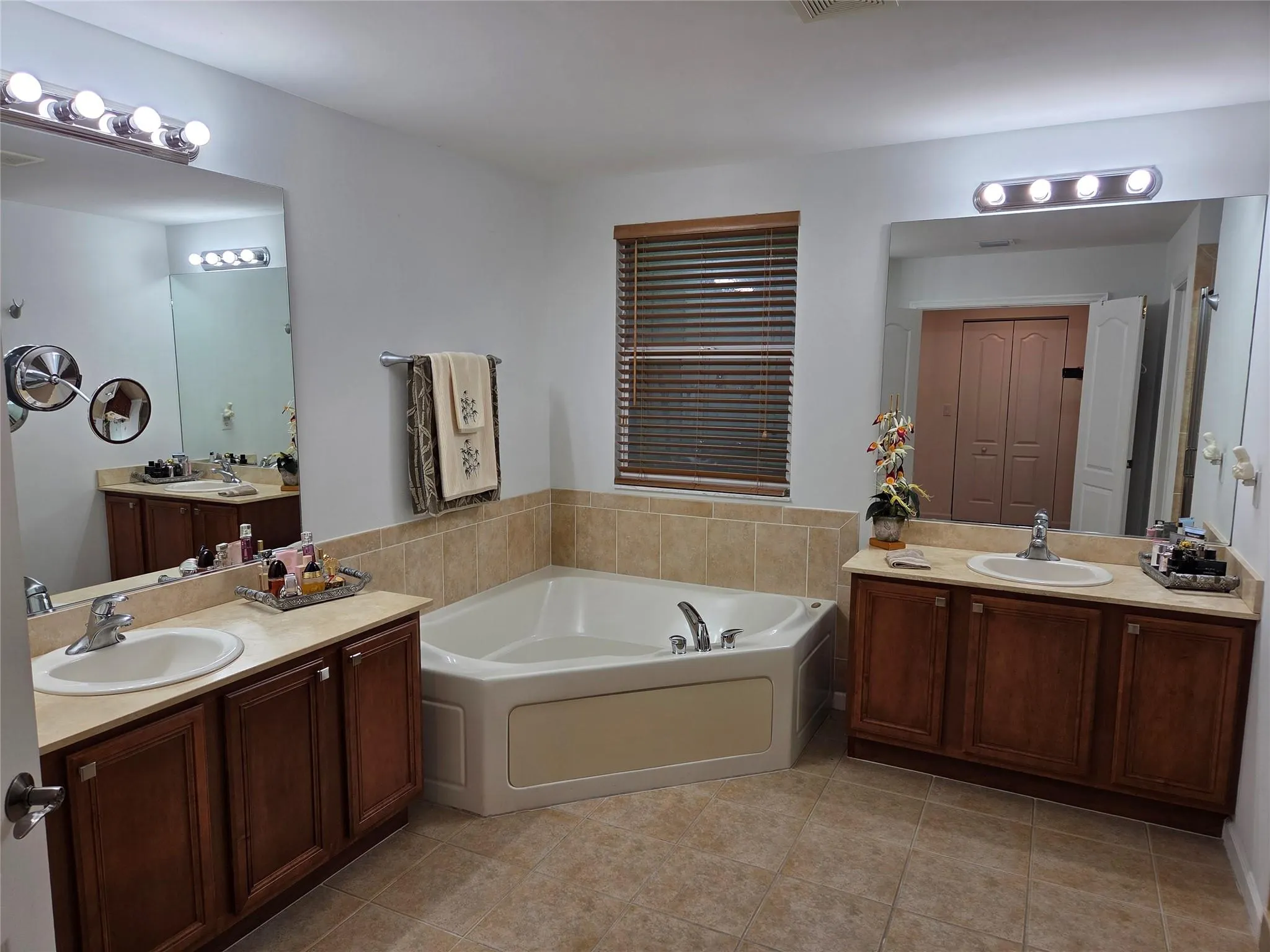 383 Berenger Walk