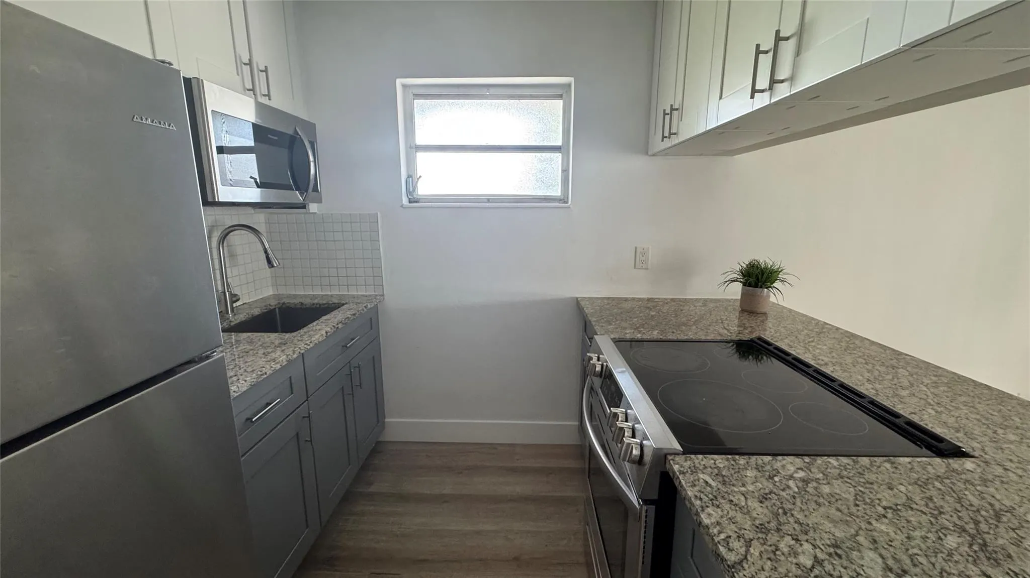 344 SE 11th Ave, #12