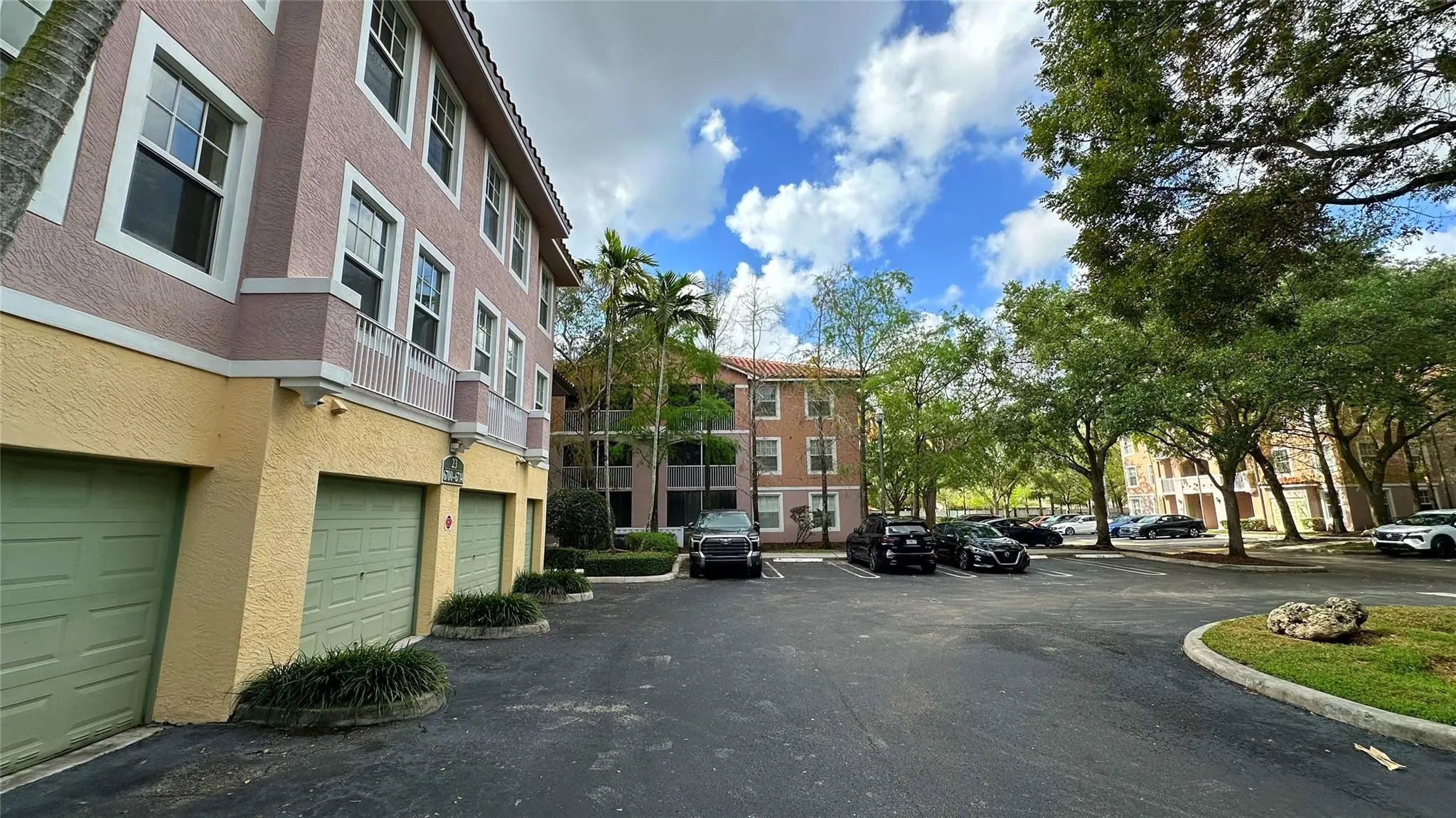 6704 W Sample Rd, #6704