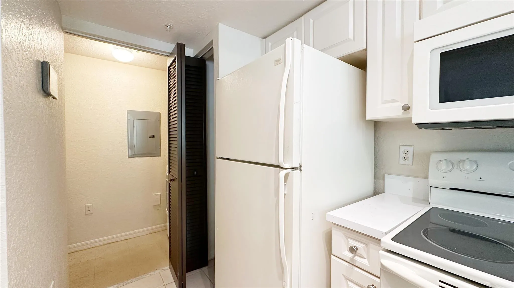 6704 W Sample Rd, #6704