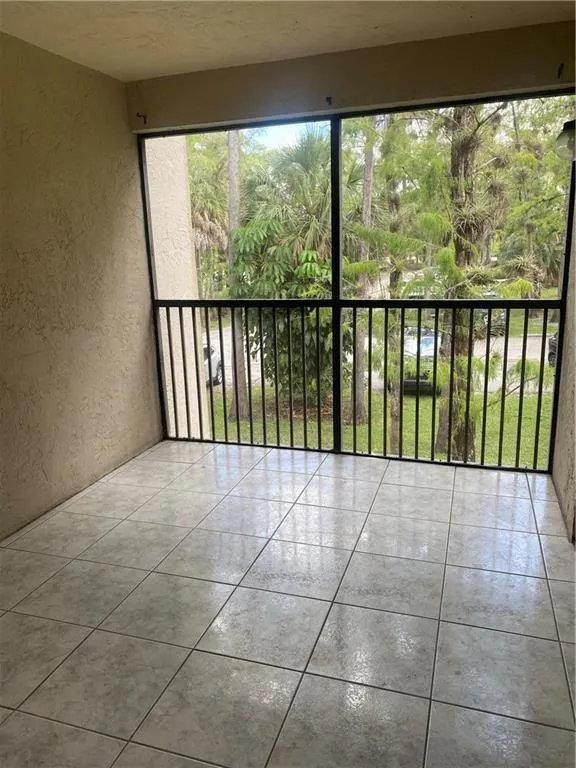 8761 Shadow Wood Blvd, #203